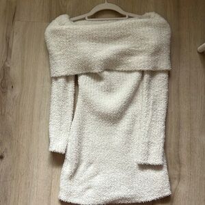 Off the shoulder dress! So cute and comfy